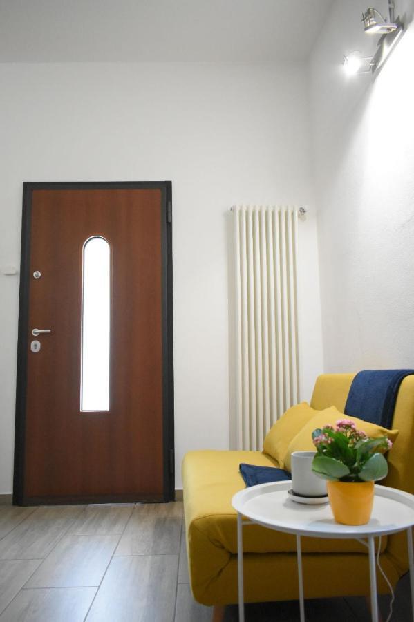 Casa Peschiera-Linate-Milano Apartment Peschiera Borromeo Bagian luar foto
